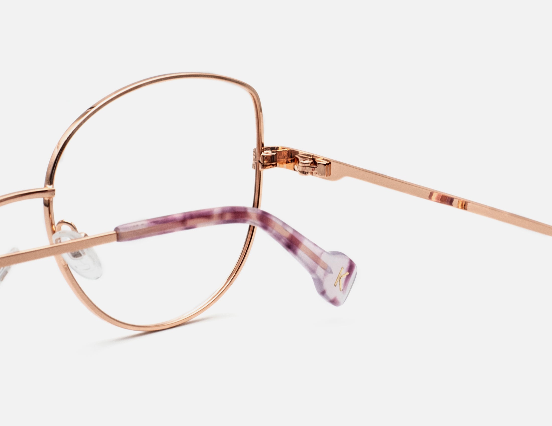 Cuarzo Matt Gold with Lilac Marble Terminals