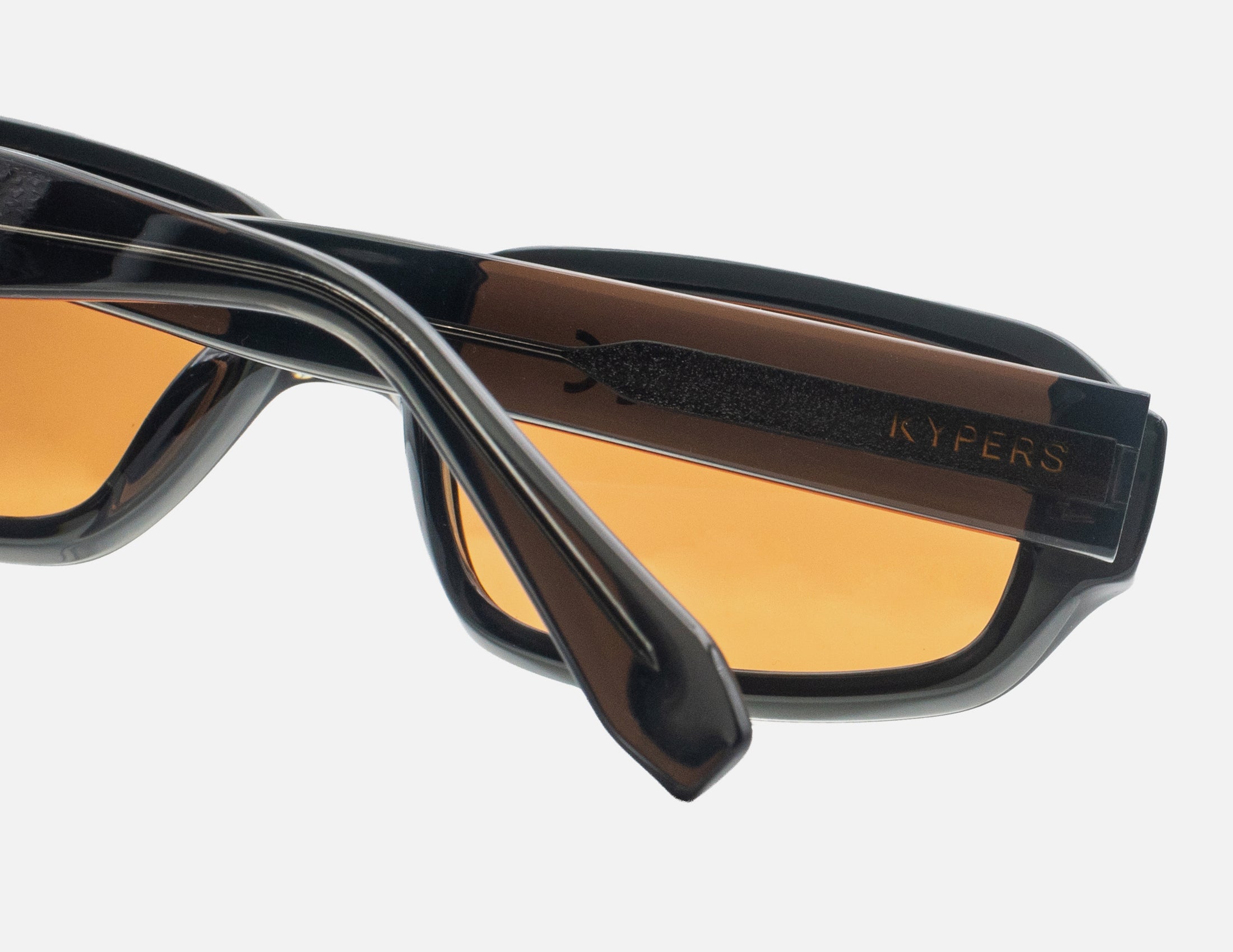 Kael Black - Orange